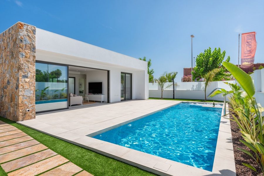 Villa llave en mano de obra nueva en Pilar de la Horadada